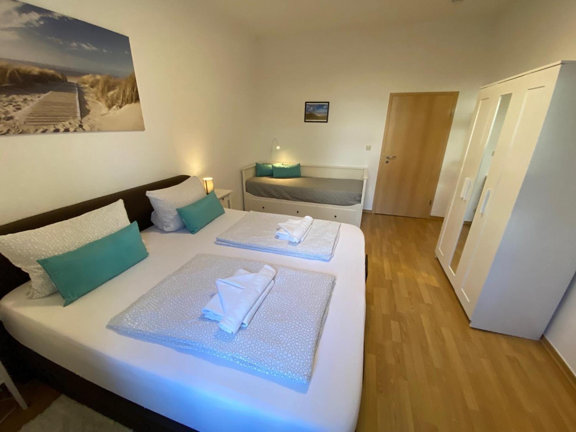 Zur Schleuse - Ferienwohnung Bis 6 Personen Mit Gem Garten Rostock Eksteriør billede